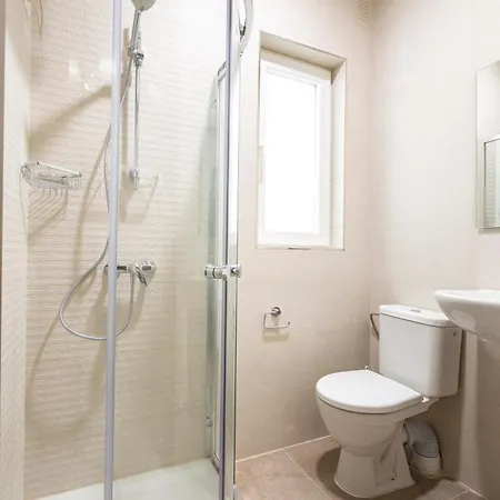 Apartment Beautiful 3br With Private Balcony With Wifi & Ac By 360 Estates *