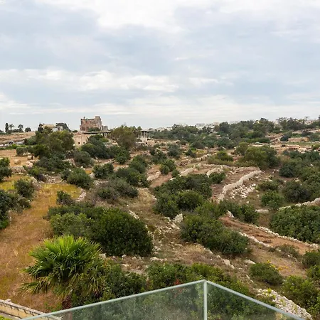 Beautiful 3br With Private Balcony With Wifi & Ac By 360 Estates