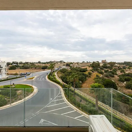 Apartment Beautiful 3br With Private Balcony With Wifi & Ac By 360 Estates