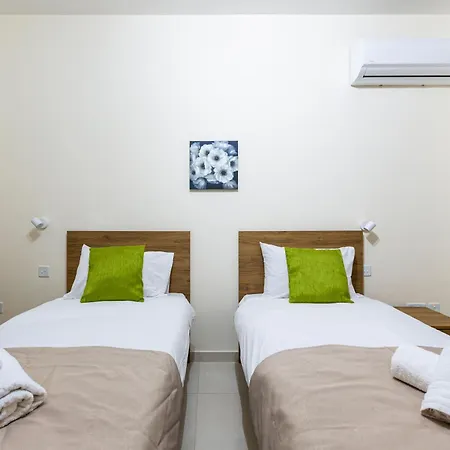 Beautiful 3br With Private Balcony With Wifi & Ac By 360 Estates * Marsaxlokk