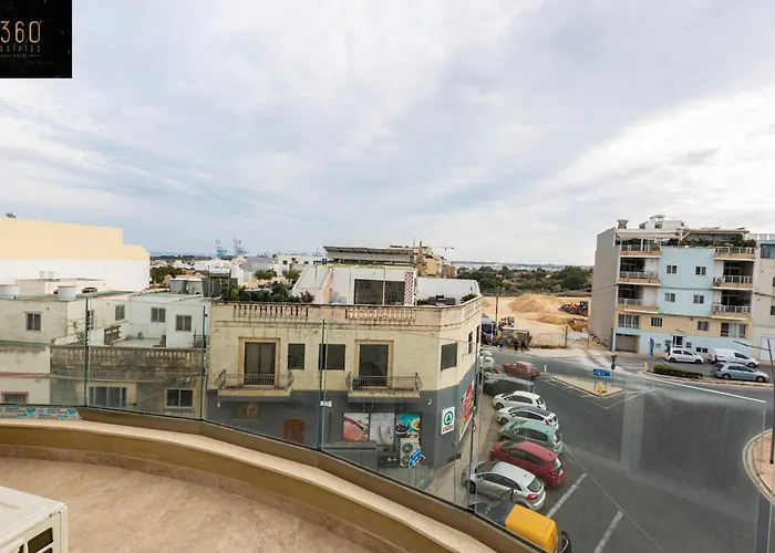 Apartamento Beautiful 3br With Private Balcony With Wifi & Ac By 360 Estates Marsaxlokk
