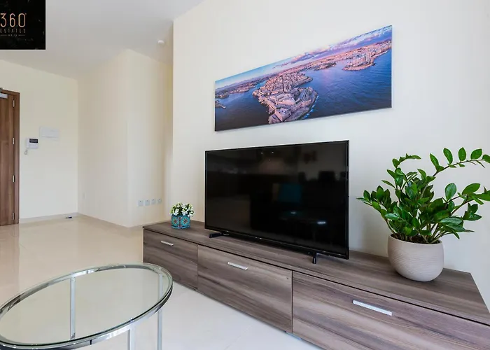 Beautiful 3br With Private Balcony With Wifi & Ac By 360 Estates